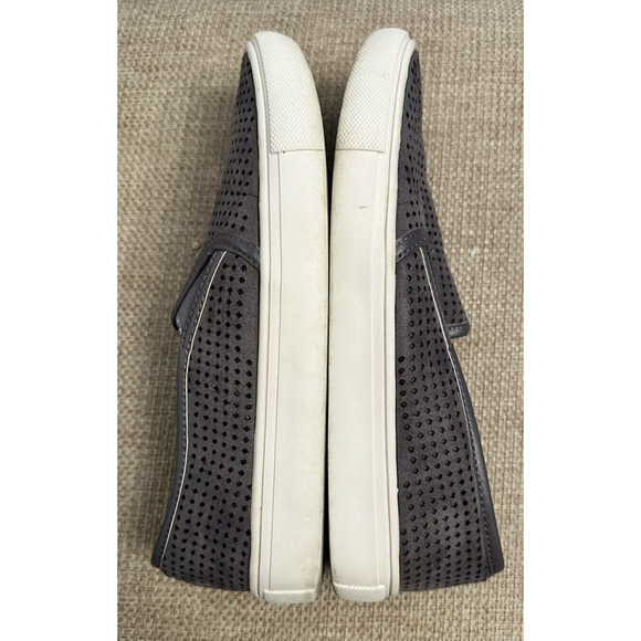 LOFT Women s Size 7 Loafers Laser Cut Leather Gray Comfort Shoe - Picture 7 of 9